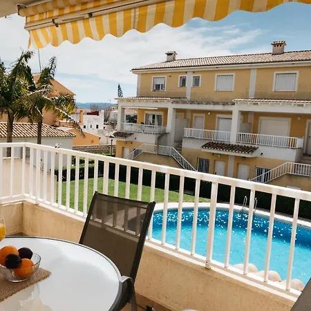 Townhouse With Terraces And Communal Pool Gandia